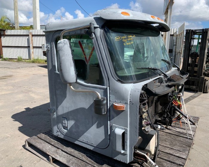 2007 INTERNATIONAL 9200I CABS 