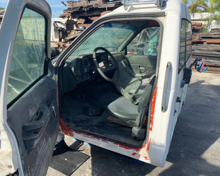 1999 GMC C6500 CABS 