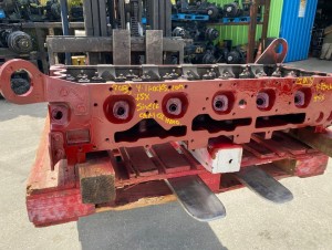 2013 CUMMINS ISX CYLINDER HEAD ENGINE