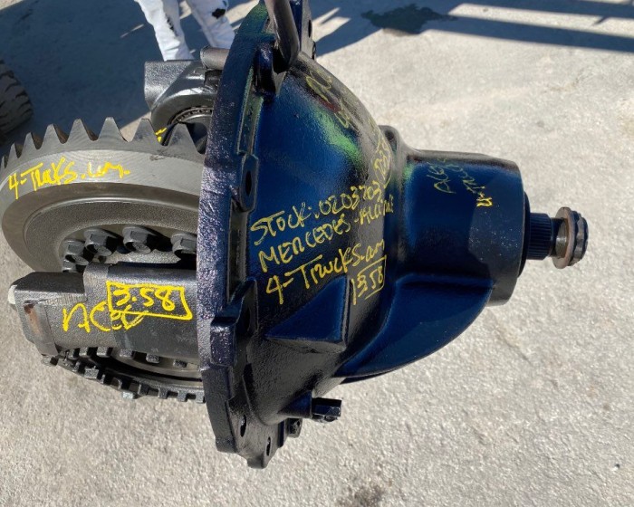 2012 MERCEDES RT40-4N DIFFERENTIALS R:3.58