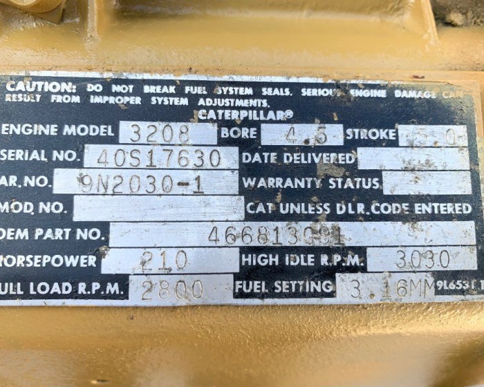 1992 CATERPILLAR 3208 ENGINE 210HP