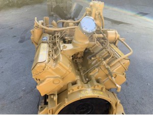 1992 CATERPILLAR 3208 ENGINE 210HP