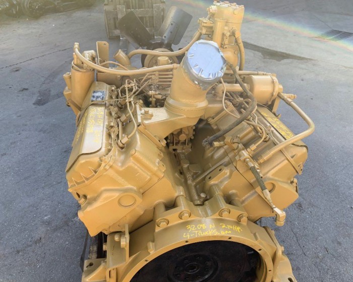 1992 CATERPILLAR 3208 ENGINE 210HP