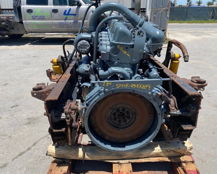 1987 FORD 7.8L ENGINE 185HP