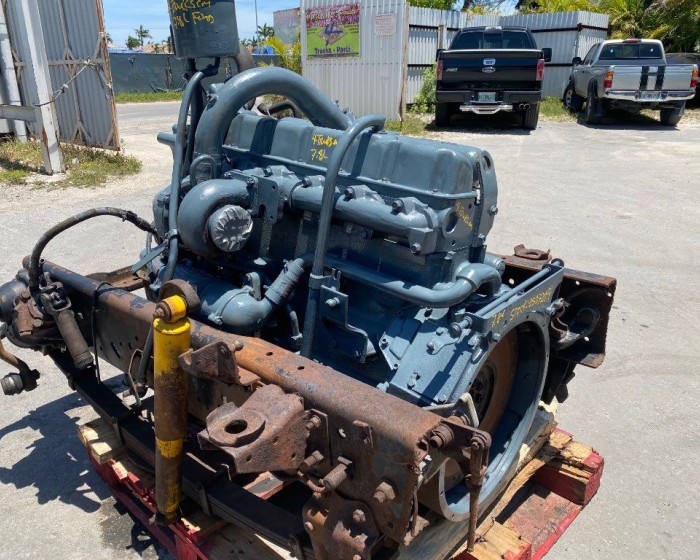 1987 FORD 7.8L ENGINE 185HP