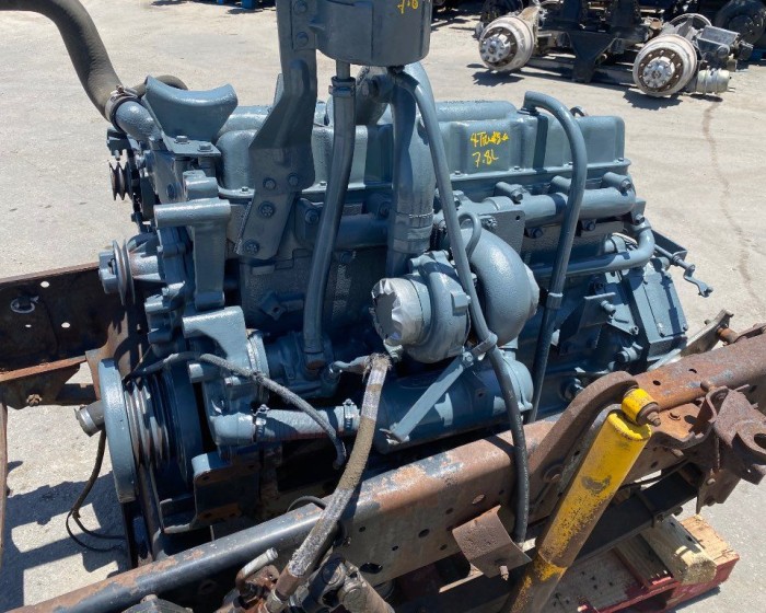 1987 FORD 7.8L ENGINE 185HP