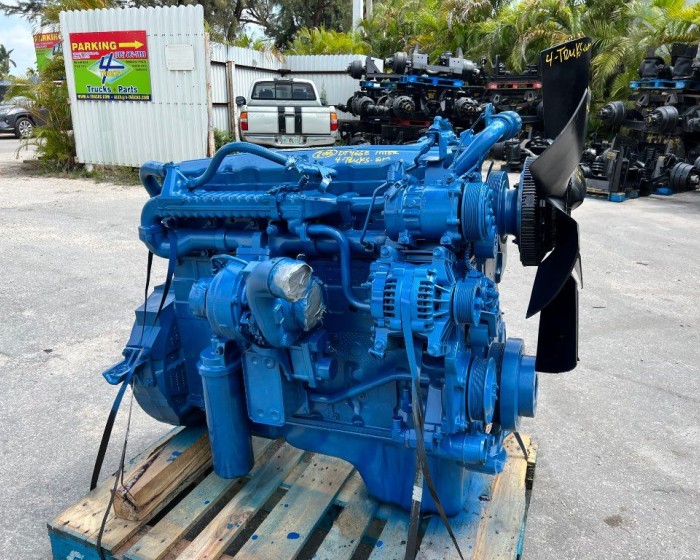 2006 INTERNATIONAL DT466E ENGINE 250HP