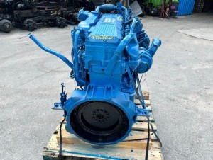 2006 INTERNATIONAL DT466E ENGINE 250HP