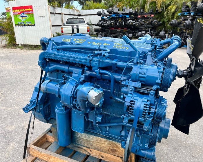 2006 INTERNATIONAL DT466E ENGINE 250HP