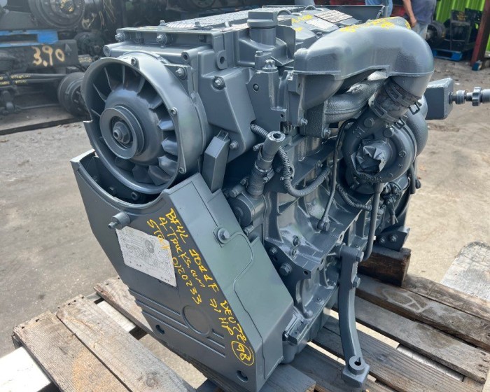 1998 DEUTZ BF4L1011 ENGINE 71HP