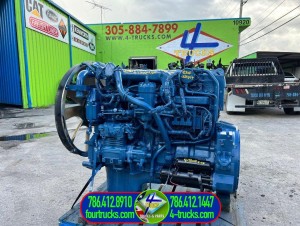 2005 INTERNATIONAL DT466E ENGINE 220HP