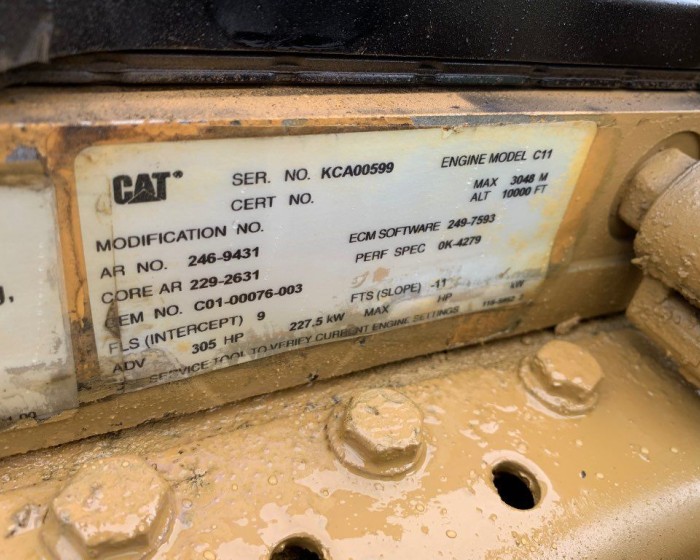 2004 CATERPILLAR C11 ENGINE 305 HP