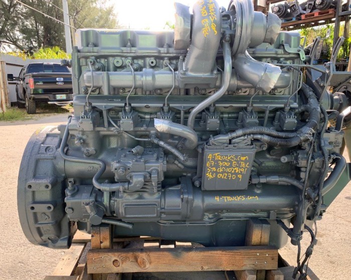 2000 MACK E7-300  ENGINE 300HP