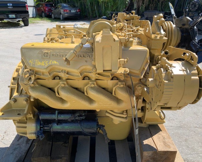 1992 CATERPILLAR 3208 ENGINE 210HP