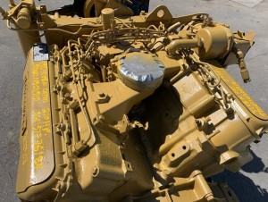 1992 CATERPILLAR 3208 ENGINE 210HP