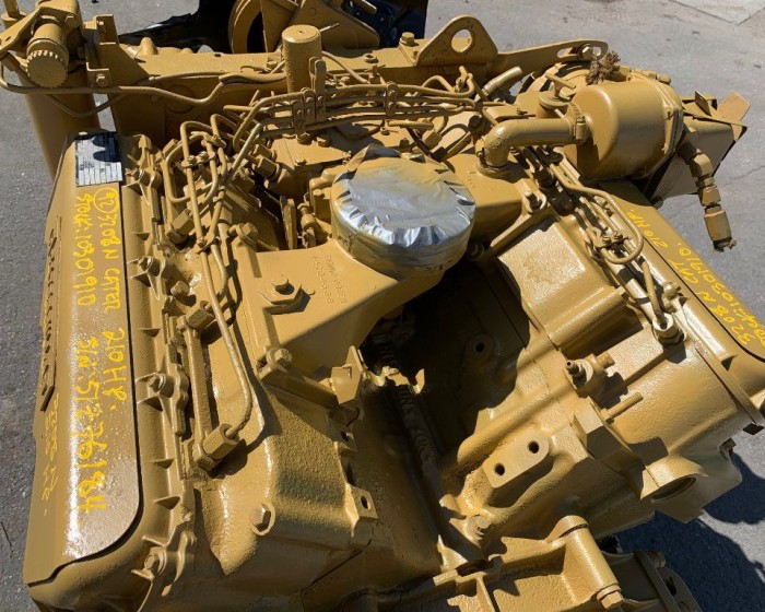 1992 CATERPILLAR 3208 ENGINE 210HP