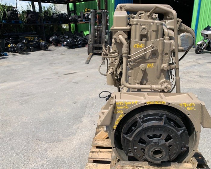 1984 CUMMINS BIG CAM 3 ENGINES 300HP