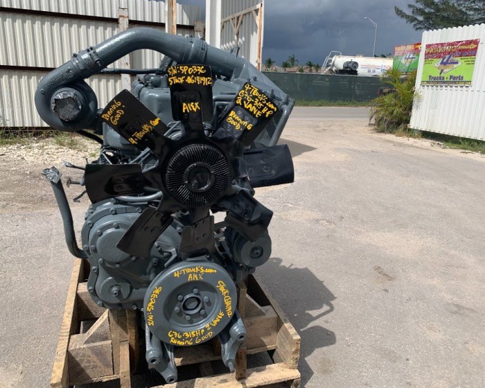 1985 MACK 676-315 HP 2 VALVE ENGINES 315 HP
