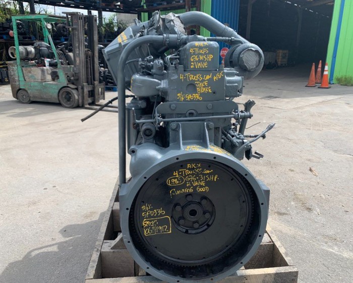 1985 MACK 676-315 HP 2 VALVE ENGINES 315 HP