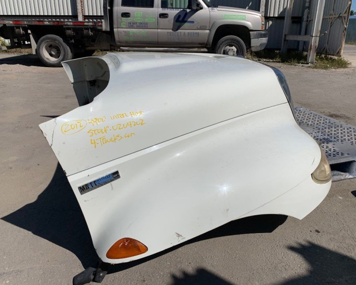 2012 INTERNATIONAL 4300-4900 HOODS 