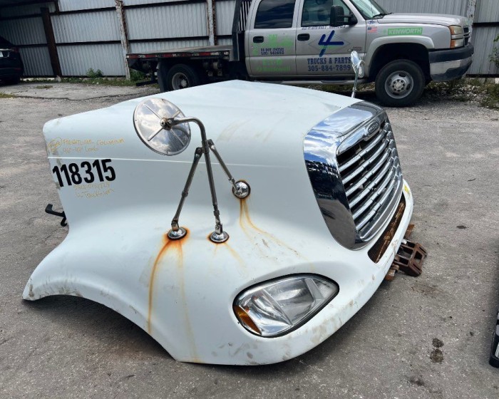 2008 FREIGHTLINER COLUMBIA HOODS 