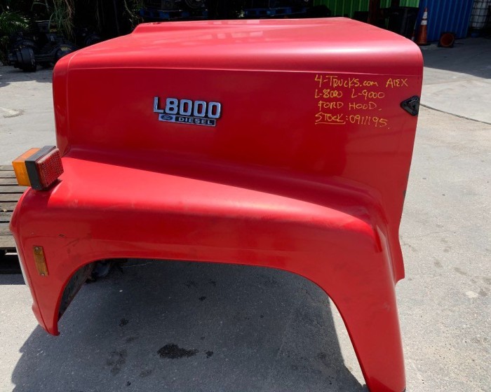 1993 FORD L8000 L9000 HOODS 