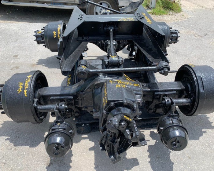 2007 ROCKWELL-MERITOR RT-22145 TANDEMS RATIO 3.90