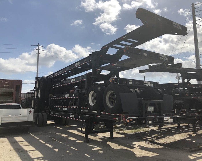 2011 HYUNDAI 40 FOOT GOOSENECK CHASSIS TRAILER