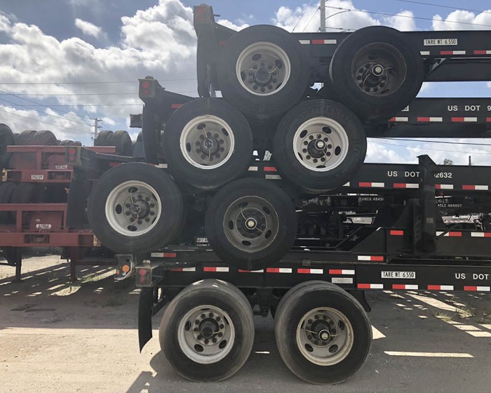 2011 HYUNDAI 40 FOOT GOOSENECK CHASSIS TRAILER