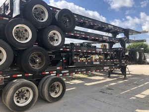 2011 HYUNDAI 40 FOOT GOOSENECK CHASSIS TRAILER