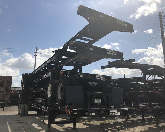 2011 HYUNDAI 40 FOOT GOOSENECK CHASSIS TRAILER