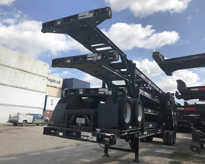 2011 HYUNDAI 40 FOOT GOOSENECK CHASSIS TRAILER