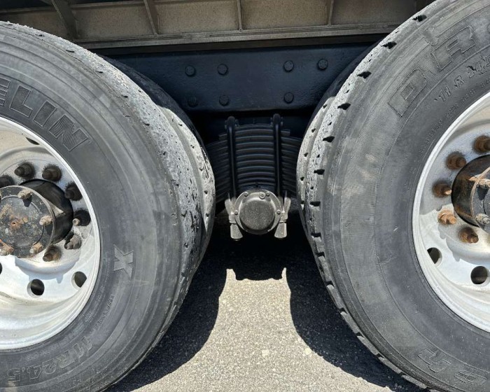 2003 MACK CV713 DUMP TRUCK