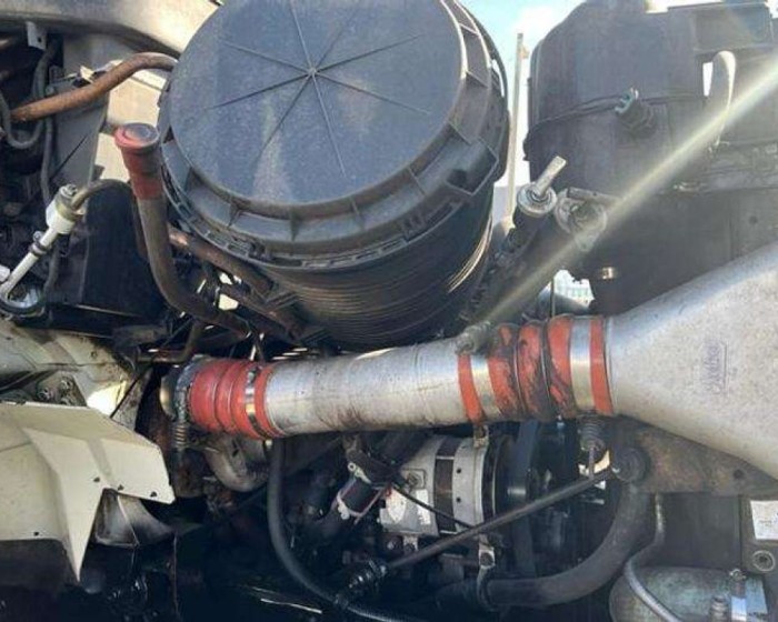 1988 INTERNATIONAL SA515 GARBAGE TRUCK