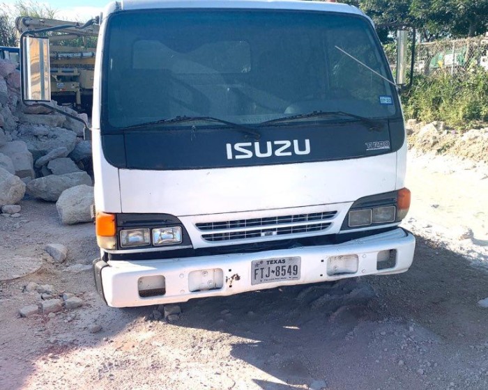 2003 ISUZU CAB-CHASSIS CAB & CHASSIS TRUCK