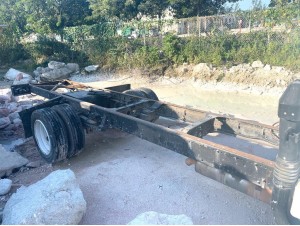 2003 ISUZU CAB-CHASSIS CAB & CHASSIS TRUCK