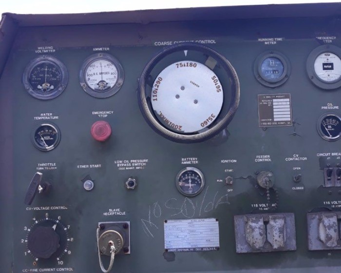 1985 WELDING MACHINE HOBART BROTHER