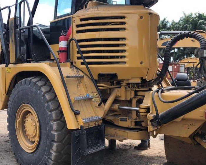 2005-2007 CATERPILLAR 725-730 ARTICULATED TRUCK