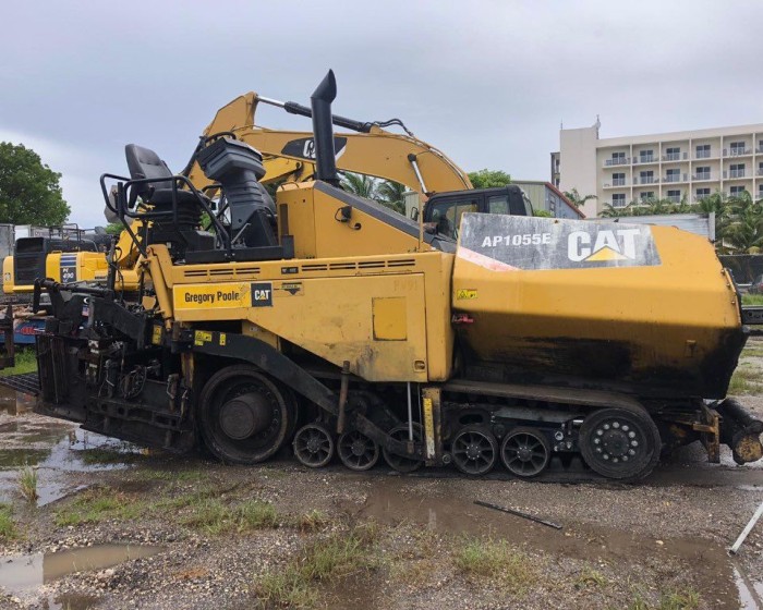 2012 CATERPILLAR AP1055E ASPHALT PAVER