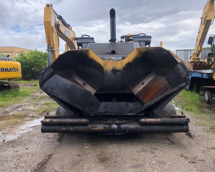 2012 CATERPILLAR AP1055E ASPHALT PAVER