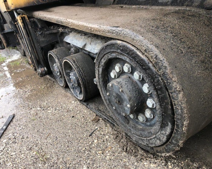 2012 CATERPILLAR AP1055E ASPHALT PAVER