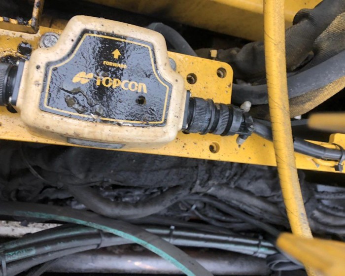 2012 CATERPILLAR AP1055E ASPHALT PAVER