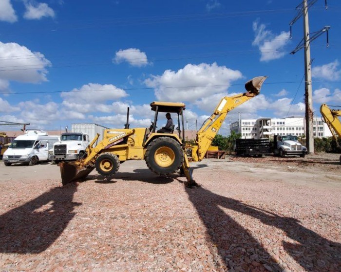 1996 JOHN DEERE 410D BACKHOE LOADER
