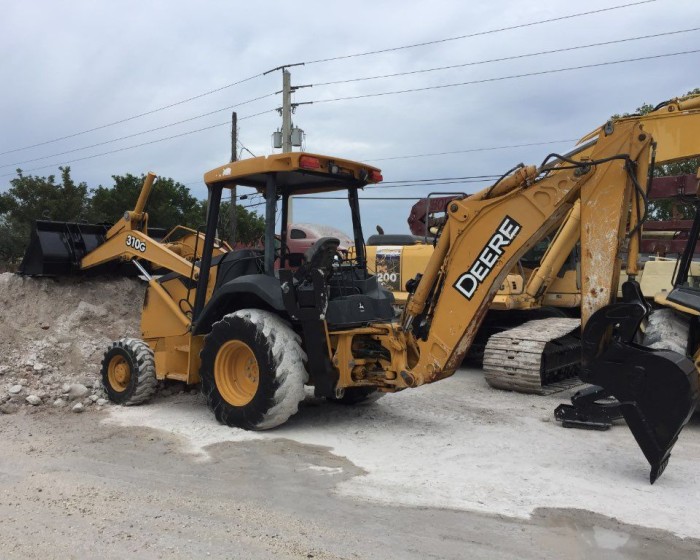 2006 JOHN DEERE 310G BACKHOE LOADER