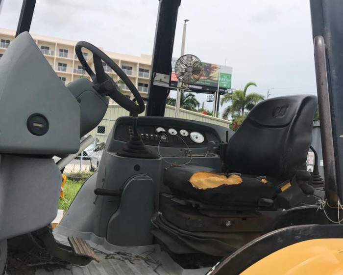 2004 CATERPILLAR 416D BACKHOE LOADER