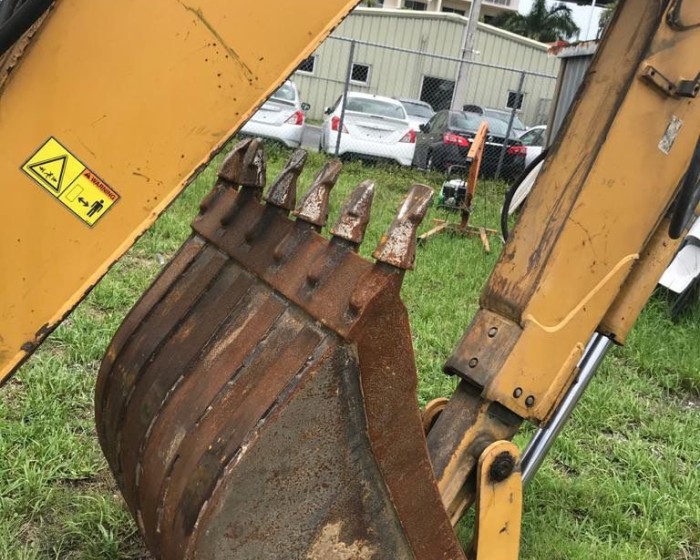 2004 CATERPILLAR 416D BACKHOE LOADER