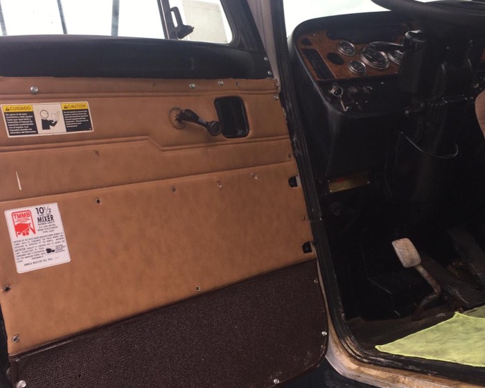 2001 PETERBILT 357