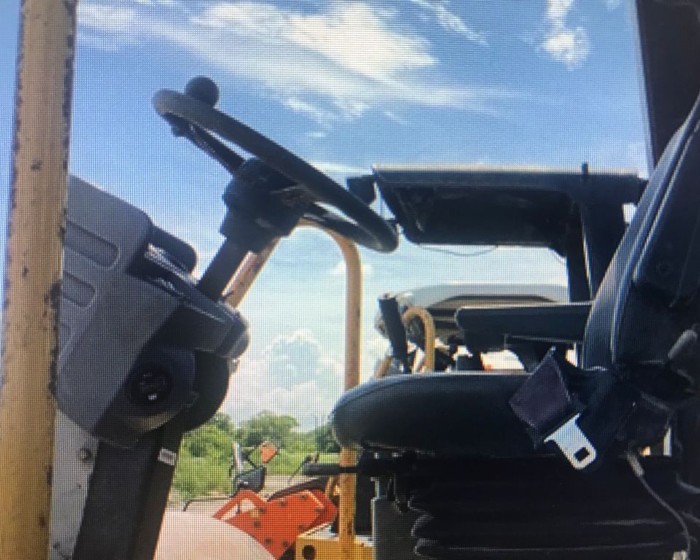 2004 CATERPILLAR CS-533E COMPACTOR