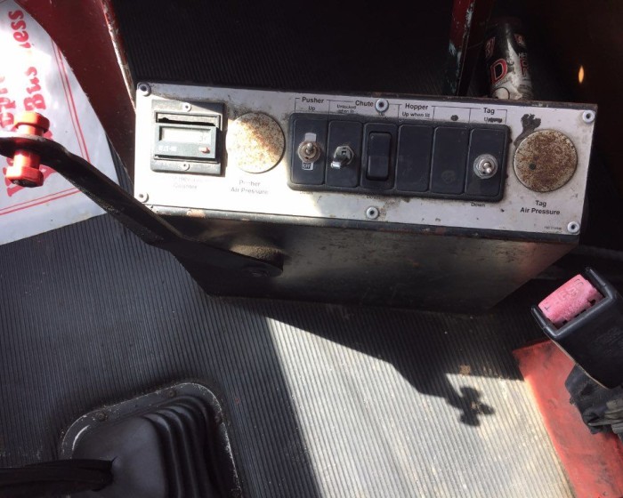 1996 KENWORTH T450 CONCRETE MIXER TRUCK