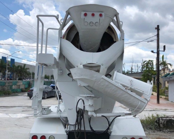 2004 KENWORTH CMT CONCRETE MIXER TRUCK